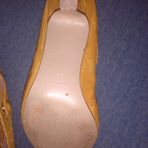 Anthro Lucky Penny 38 Suede Cut Out Yellow Heels. - Picture 14 of 16